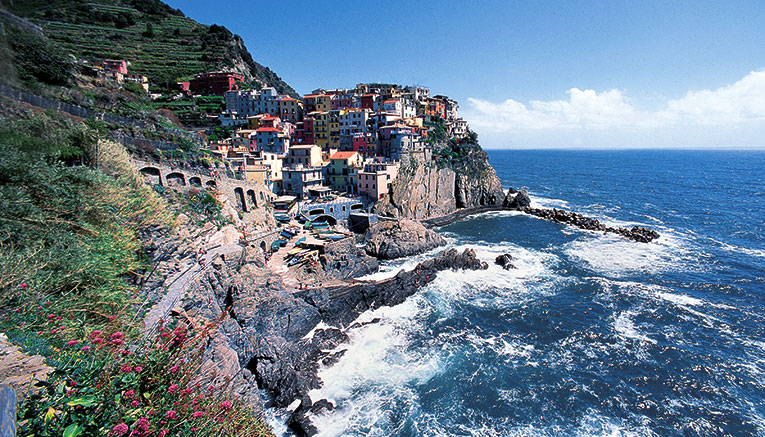 Wqtq-cinque-terre-walking-5